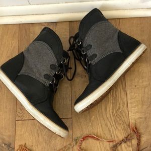 Fleece High Top Nike’s